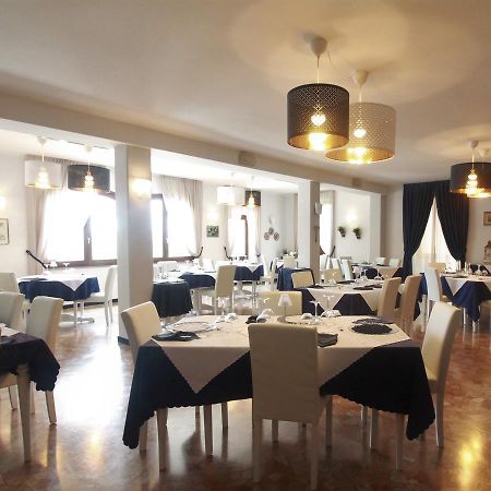 סולאזנו Hotel Ristorante Sensole מראה חיצוני תמונה