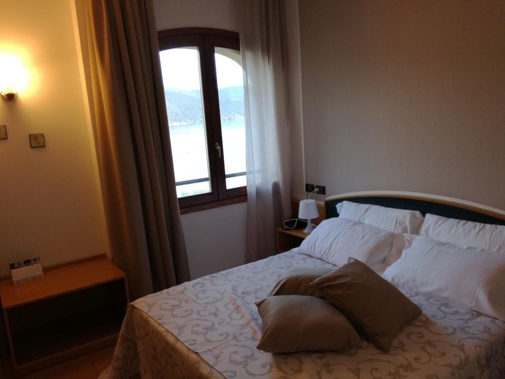 סולאזנו Hotel Ristorante Sensole מראה חיצוני תמונה