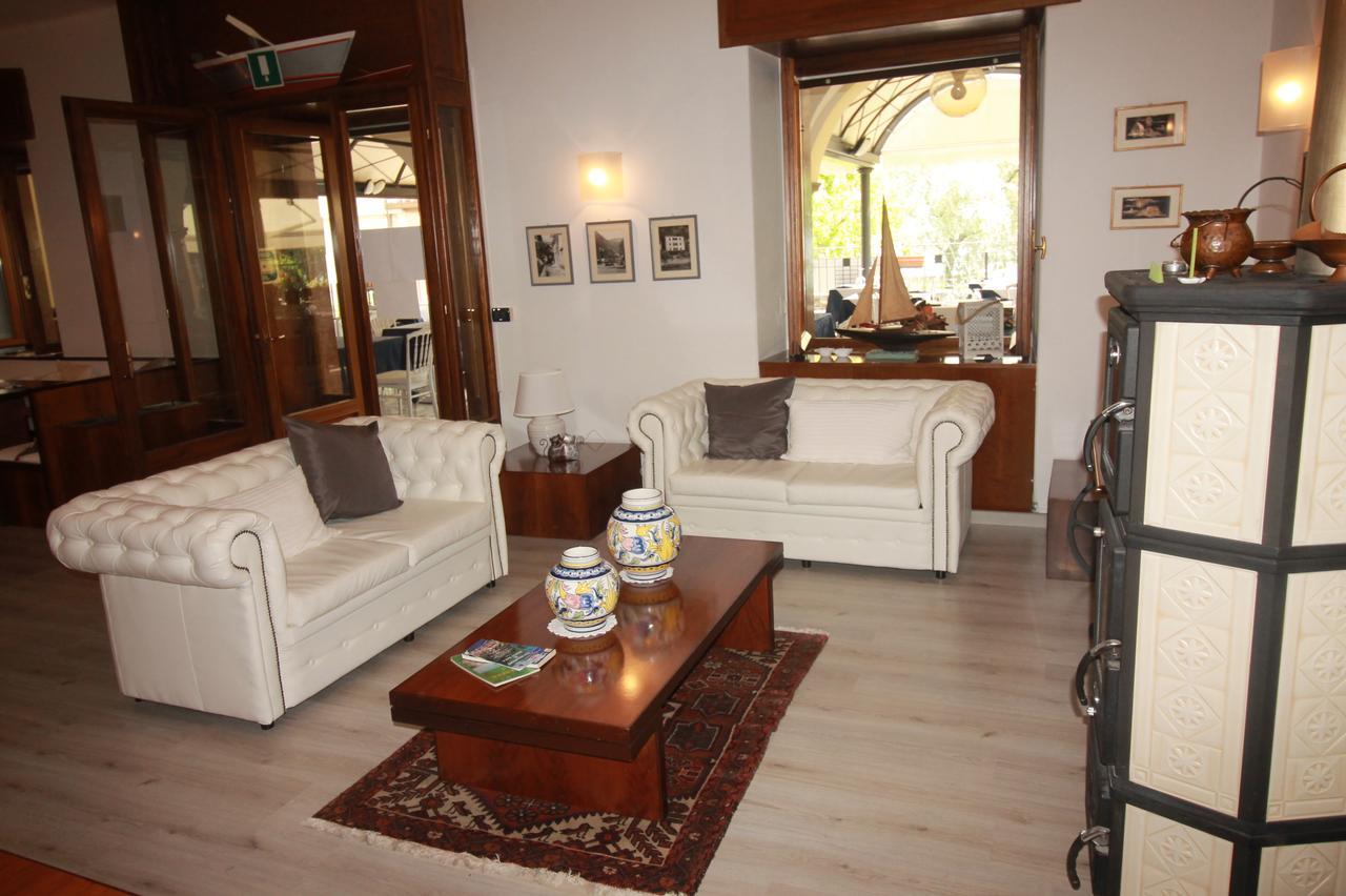 סולאזנו Hotel Ristorante Sensole מראה חיצוני תמונה